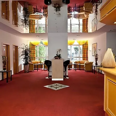 Vier Jahreszeiten Hotel